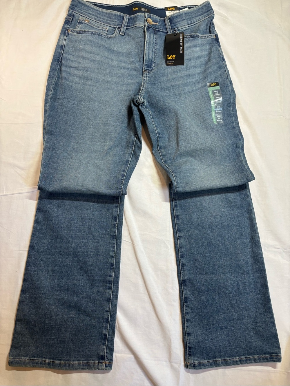 Lee Women's Bootcut Jeans, Size 14 Medium, Regular Fit, Flex Motion